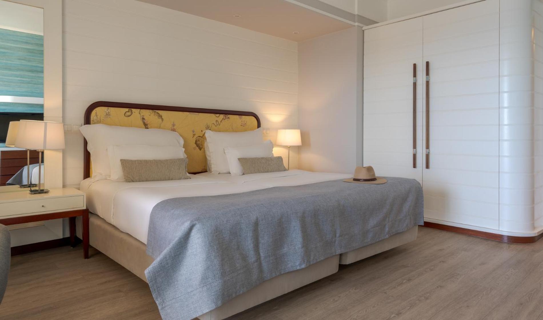 Pestana Alvor Praia Premium Beach & Golf Resort Exterior foto A bedroom at the hotel
