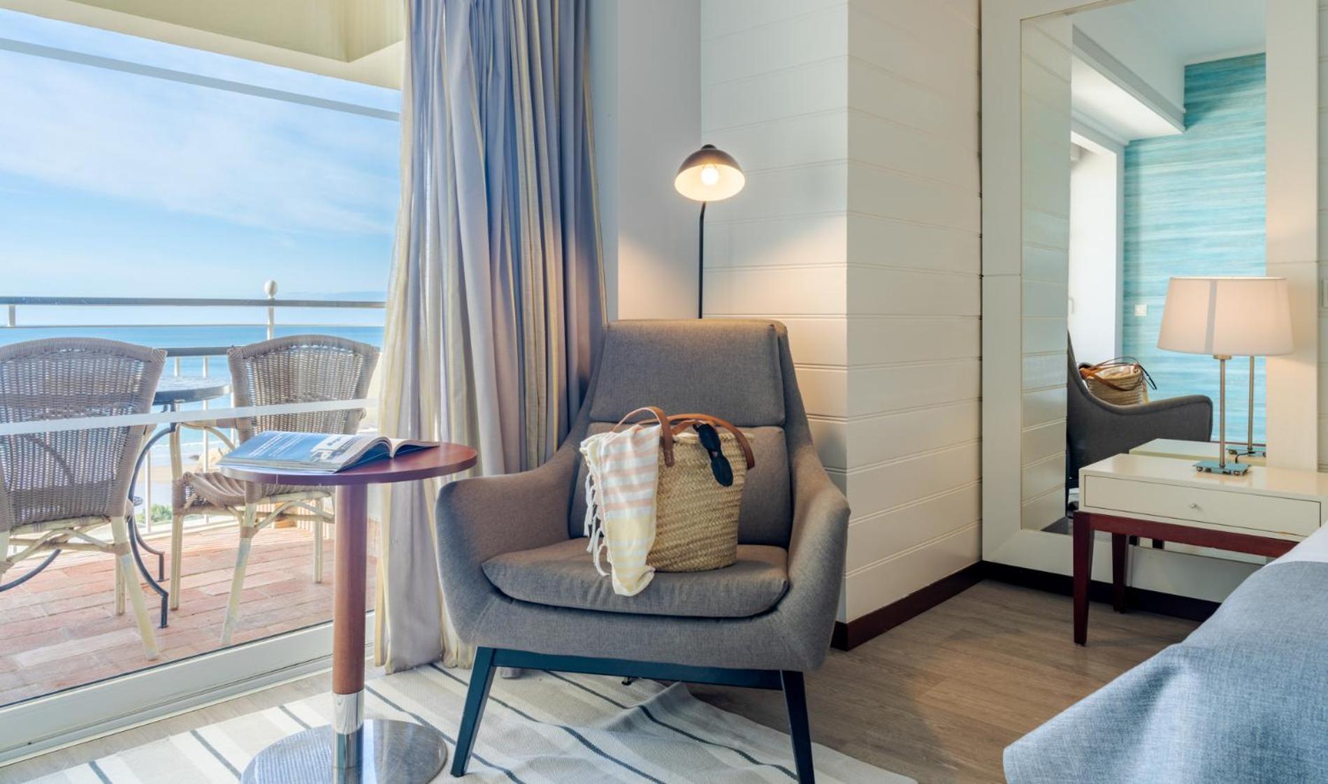 Pestana Alvor Praia Premium Beach & Golf Resort Exterior foto A room at the hotel